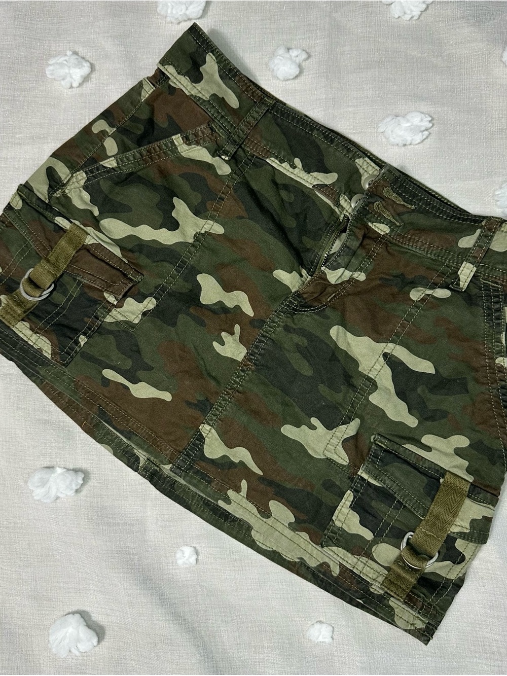 Vintage Y2K Camo Utility Mini Shorts - Olive Green